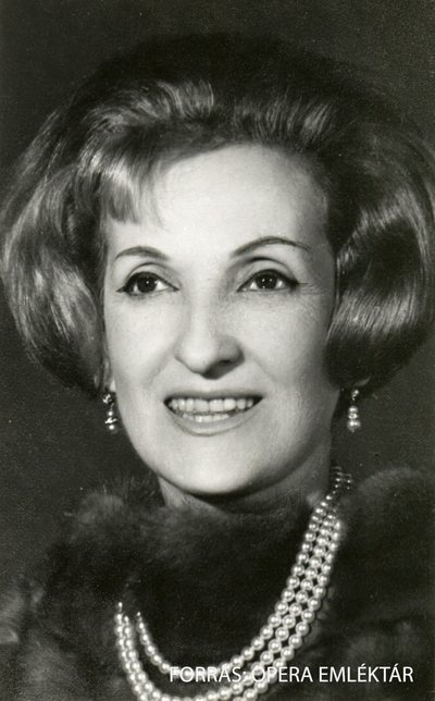 Delly Rózsi