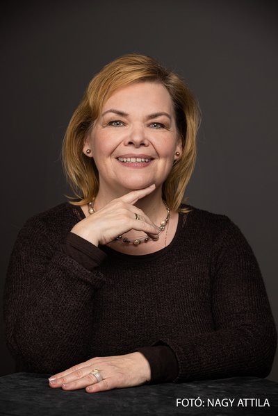 Tünde Szabóki
